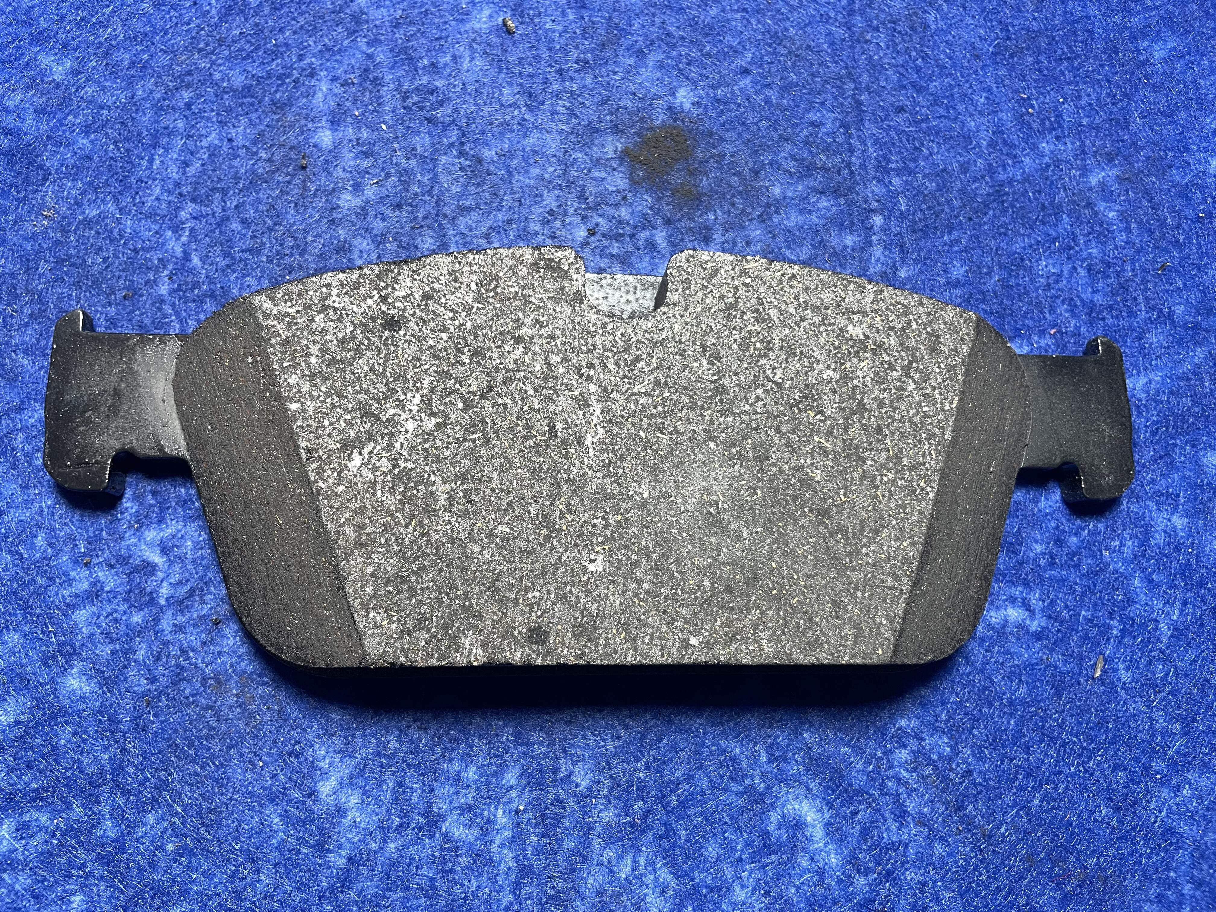 Ceramics, less metal