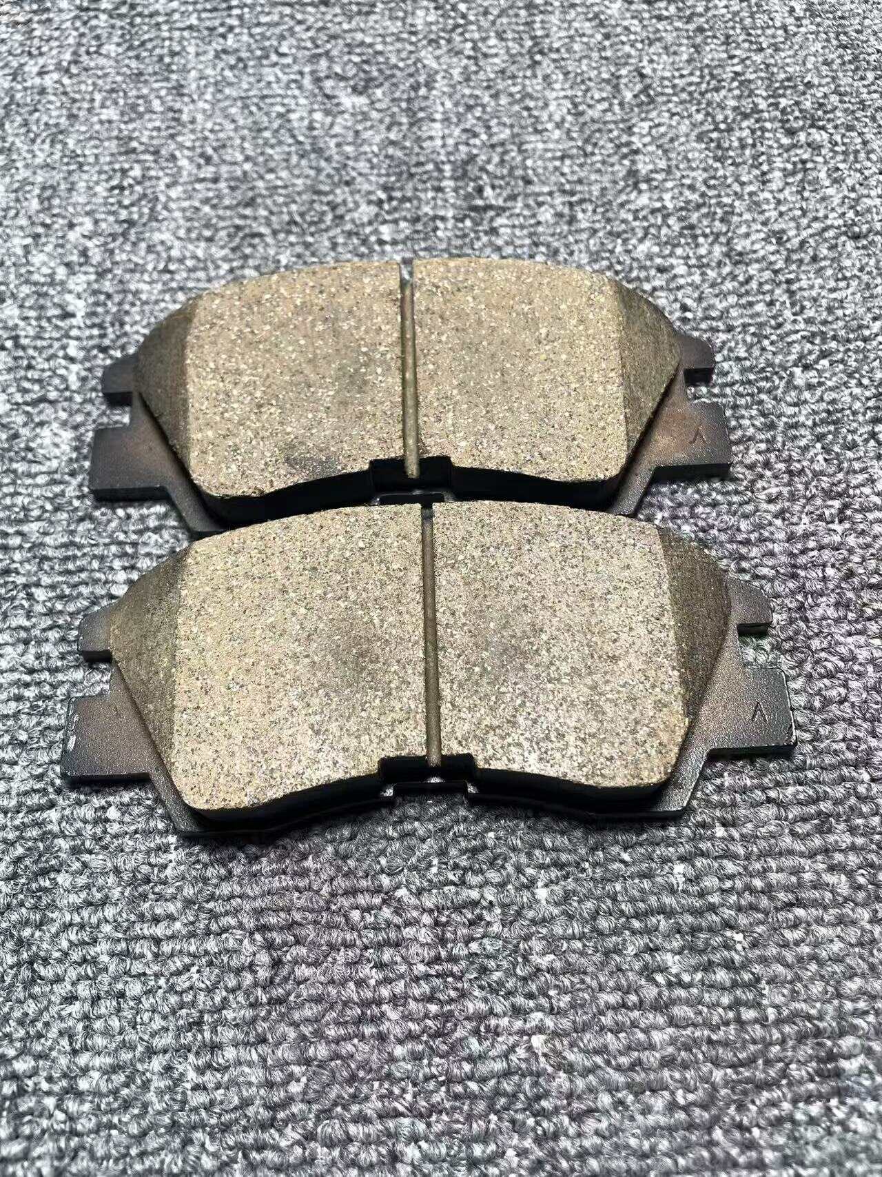 Ceramics, less metal