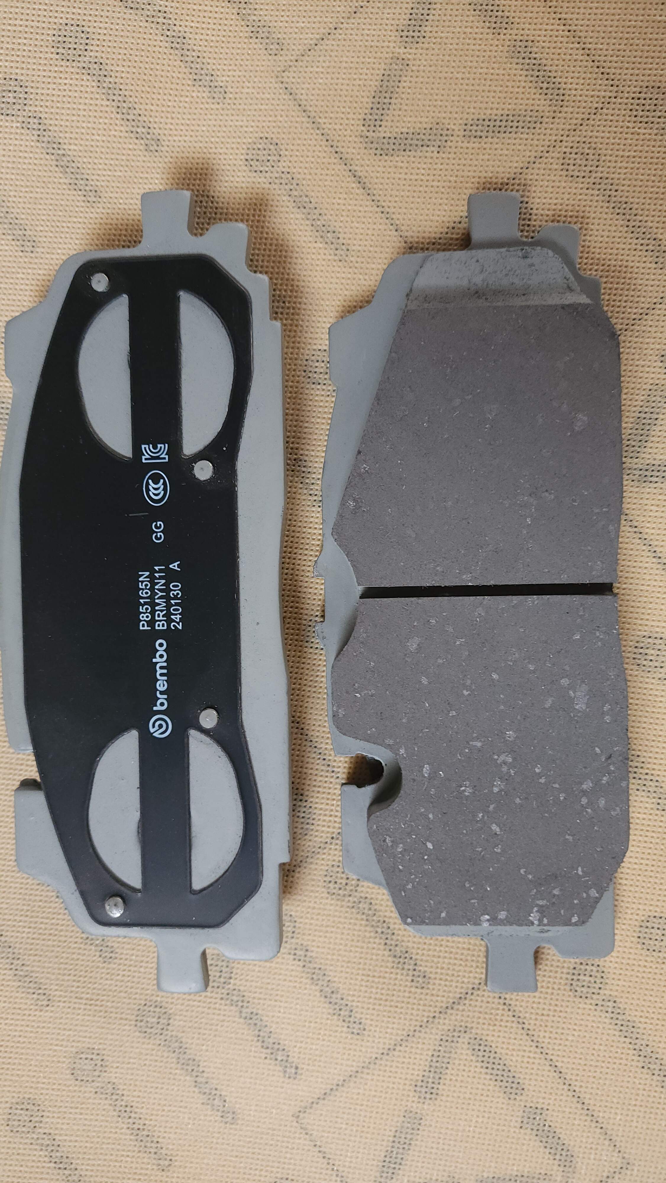 Ceramics, less metal