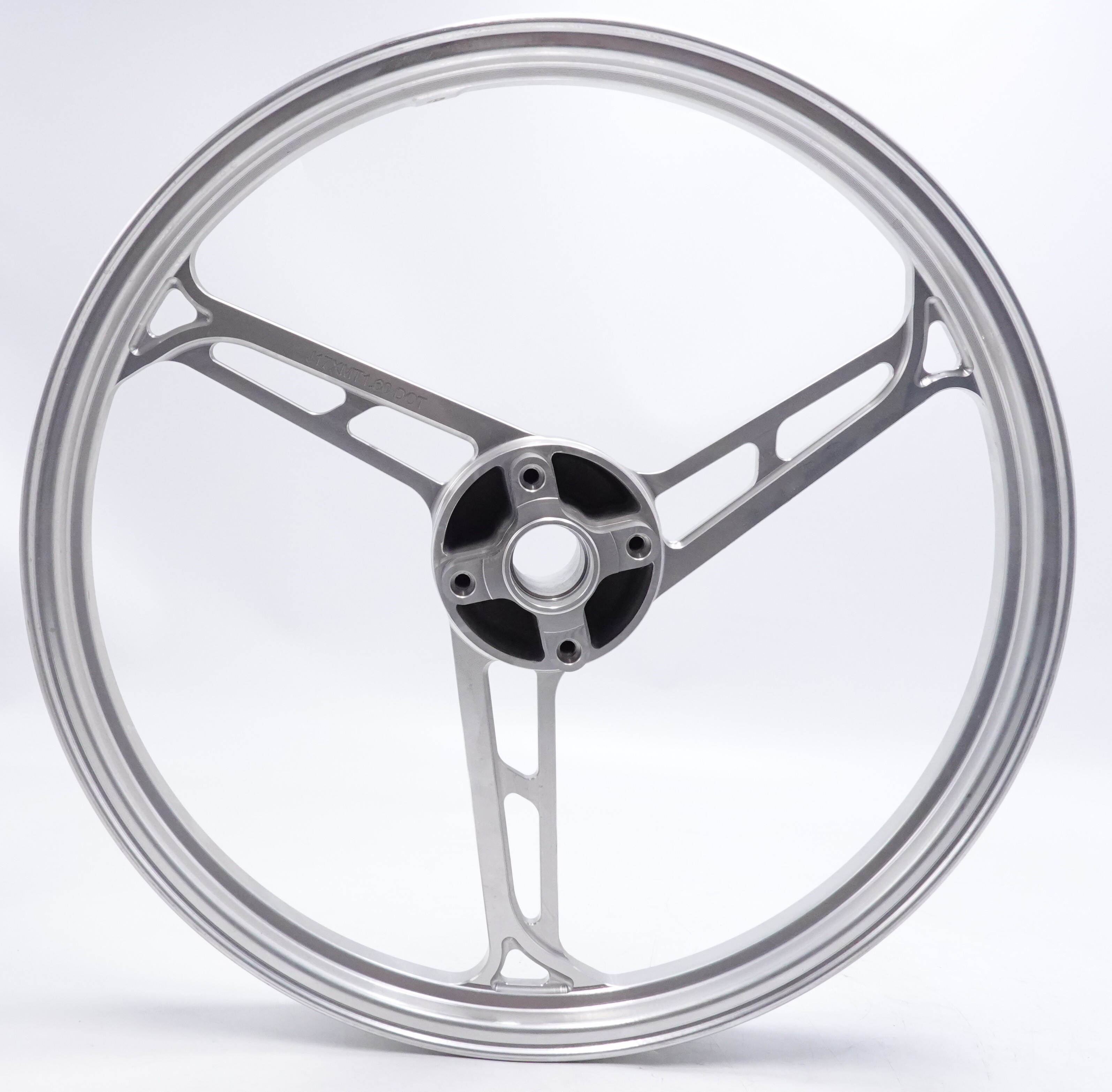 MChina New Front Type Rear Wheel Disc Brake Aluminum Alloy Motorcycle Wheel Hub for LC135/Y150/RS150
