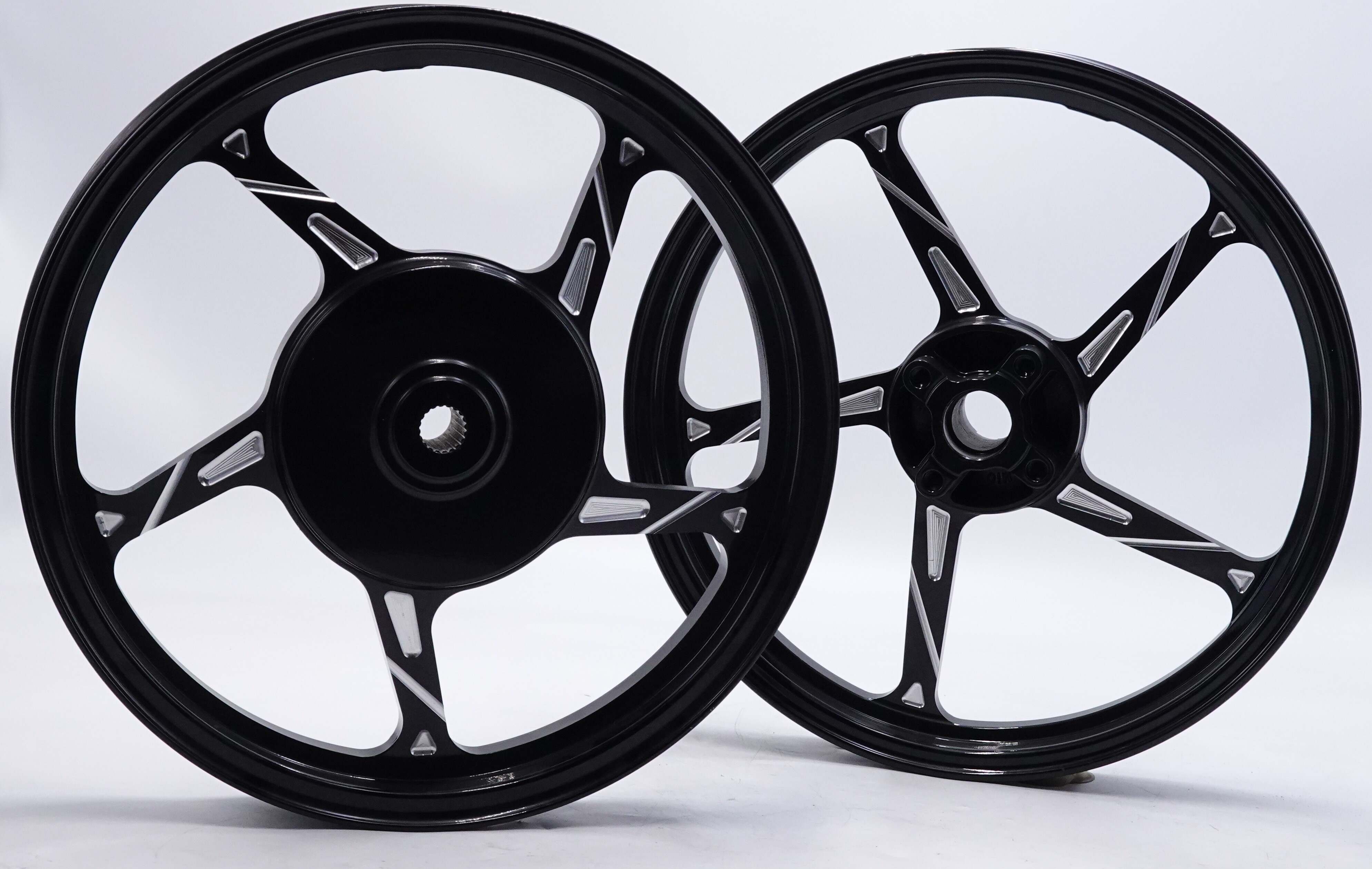 MT1.2X14/MT1.4X14 Front and Rear Disc/Drum Dueable Casting Aluminium Motorcycle Rim Sets for Click/BEAT 511/Click125/VARIO 511