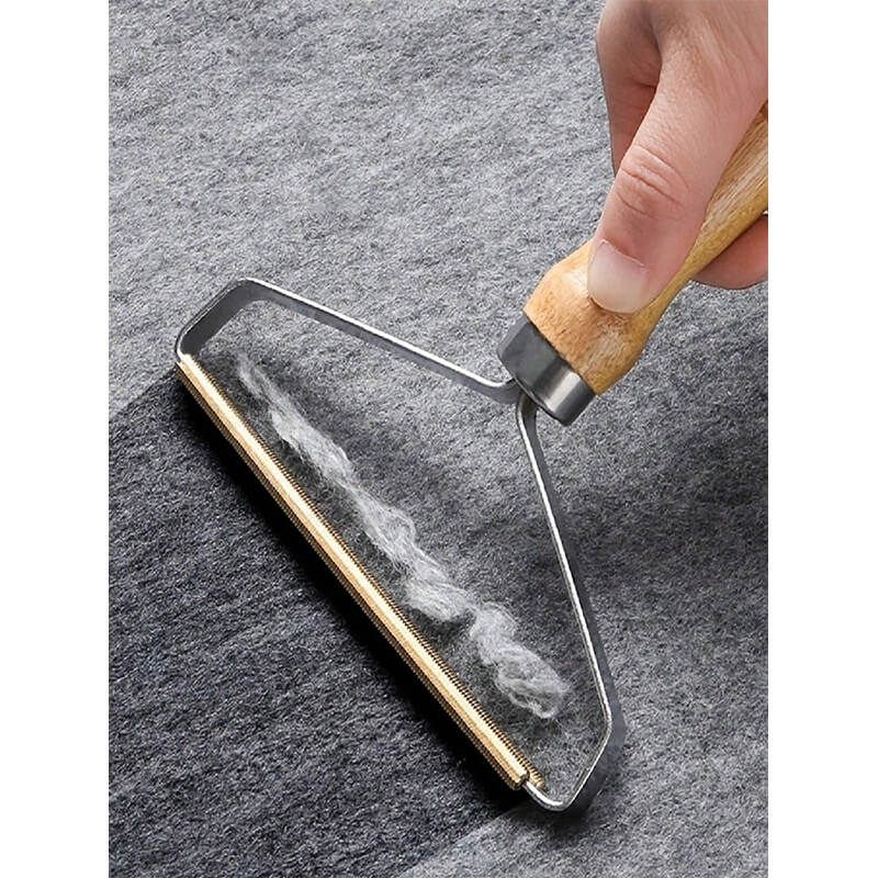 Pet Hair Cleaning Brush for Cats & Dogs | Portable Fabric Lint Remover Supplier & Exporter