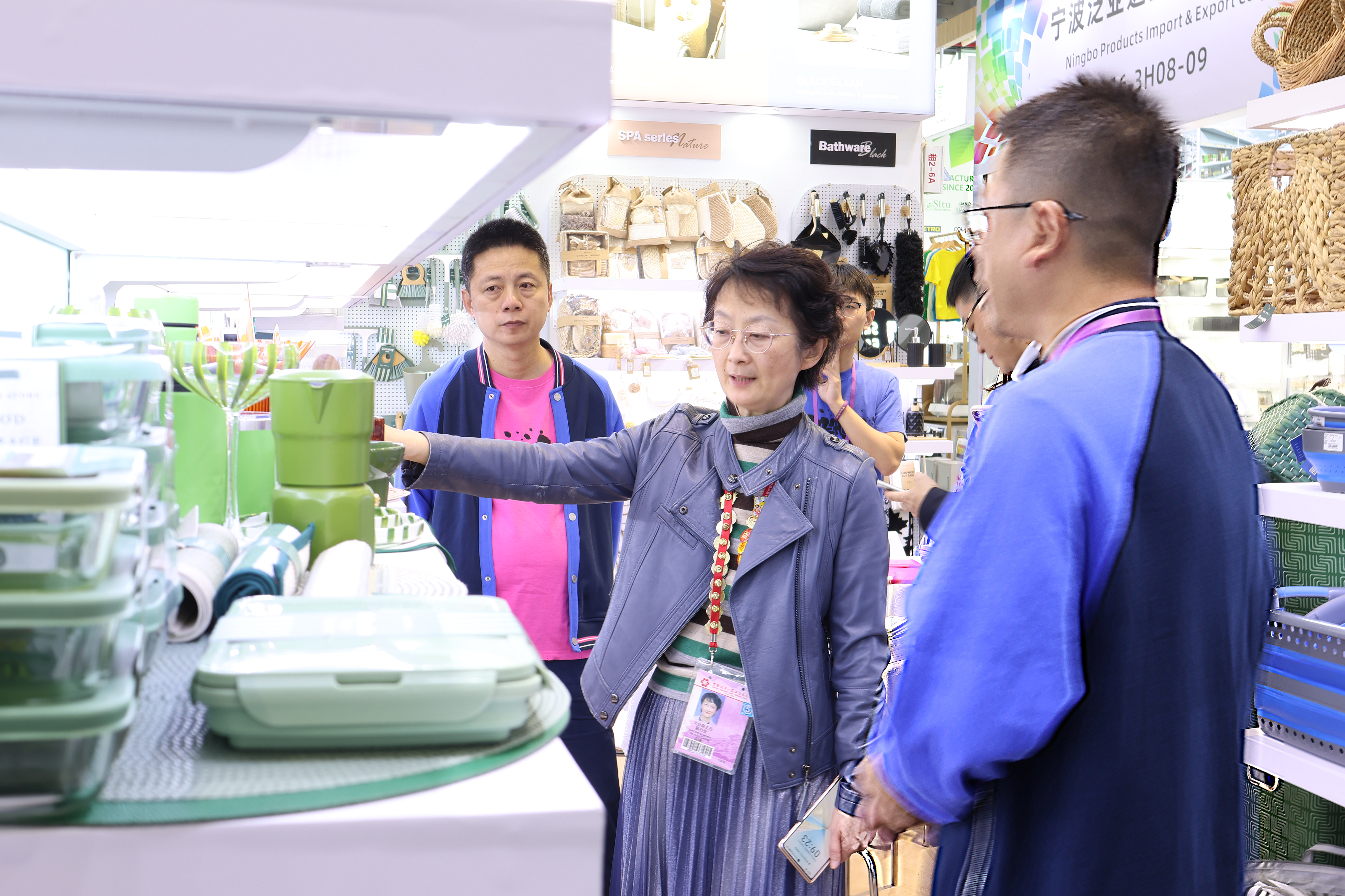 Unia rynkowa | Dyrektor CFTC Zhu Yong odwiedza stoisko targów kantońskich