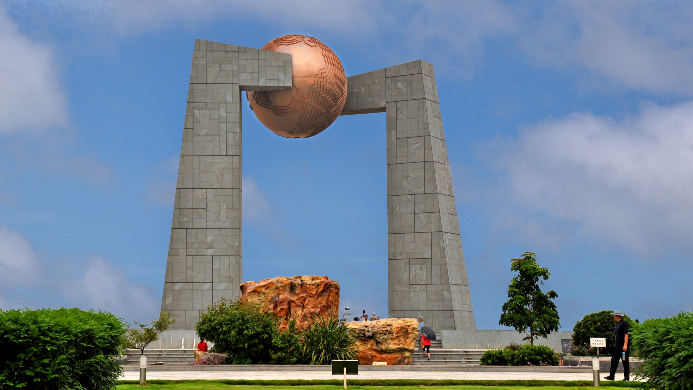 Why Shantou Sourcing Agent Services Are Essential for Global Toy and Gift Buyers