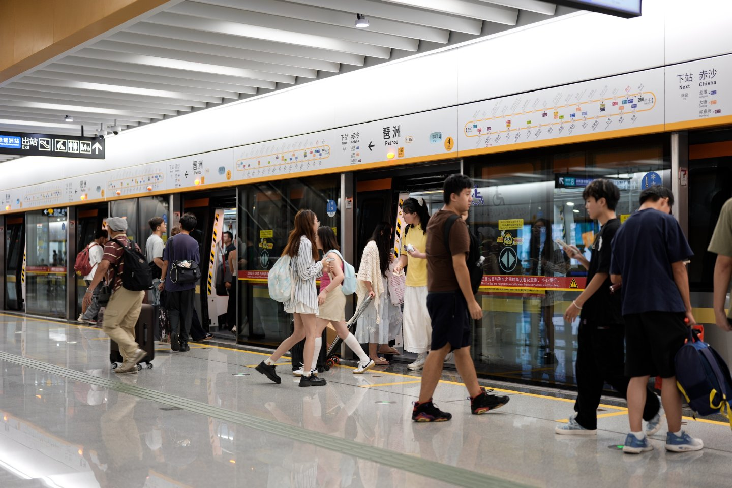 How to Get to the Canton Fair Complex: A Transportation Guide for International Buyers