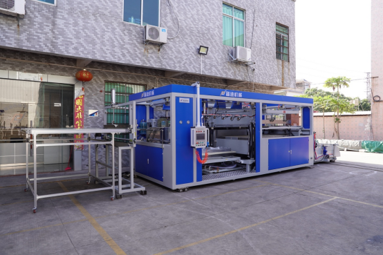 Vacuum Forming Machine for TPE Car Foot Mats/Tailgate Mats(Automatic)