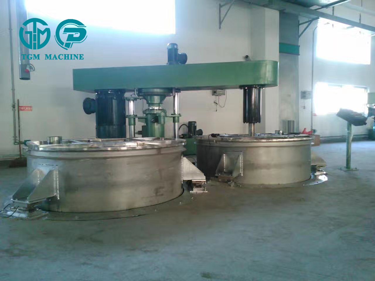 Platform Disperser: The Essential Machine for Efficient Mixing and Grinding