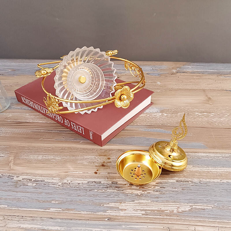 glass and crystal candle holders， luxury crystal candle holders，crystal candle holders vintage