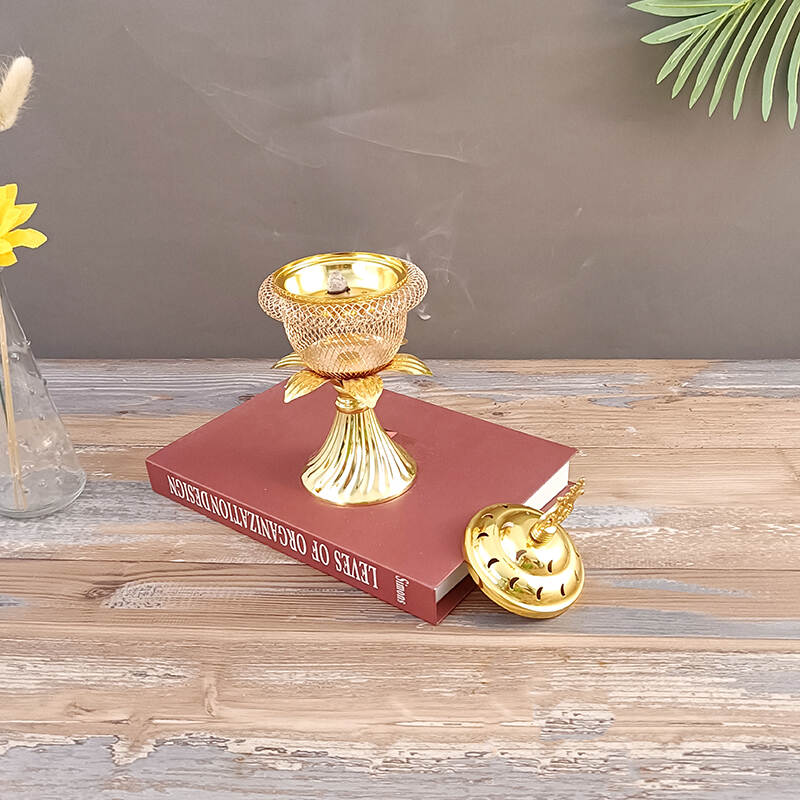 Wholesale Golden ilded iron mesh-like structure insence solid bud holder burner