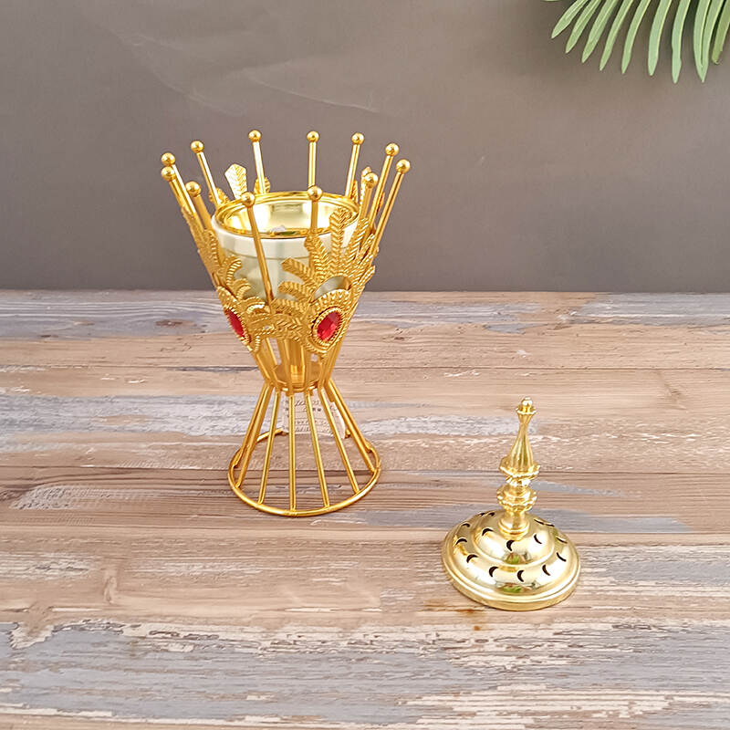 Spa Aromatherapy，gorgeous golden insence burner，middle eastern style canlde holder for spa/yoga