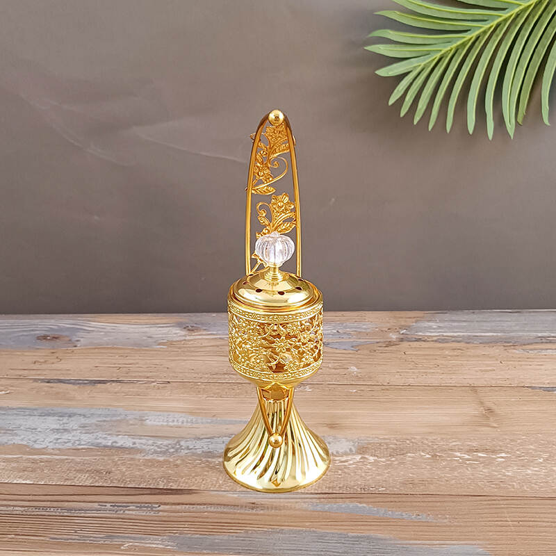 hollow carved design candle holder，candle holder decor，decorative candles holders