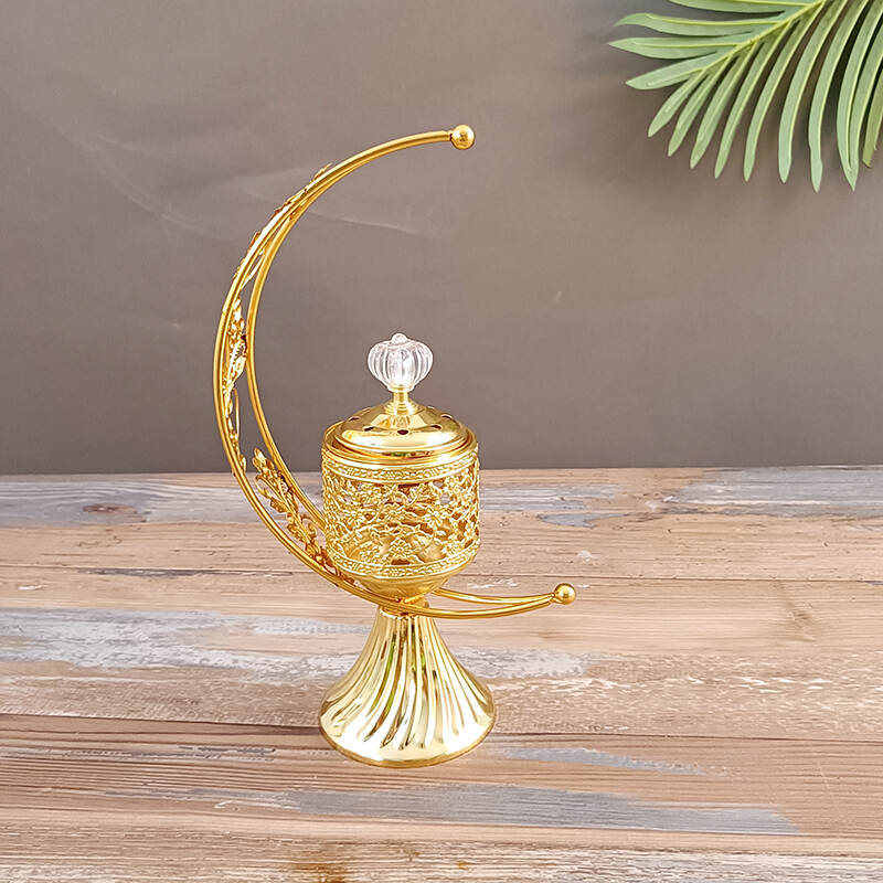 hollow carved design candle holder，candle holder decor，decorative candles holders