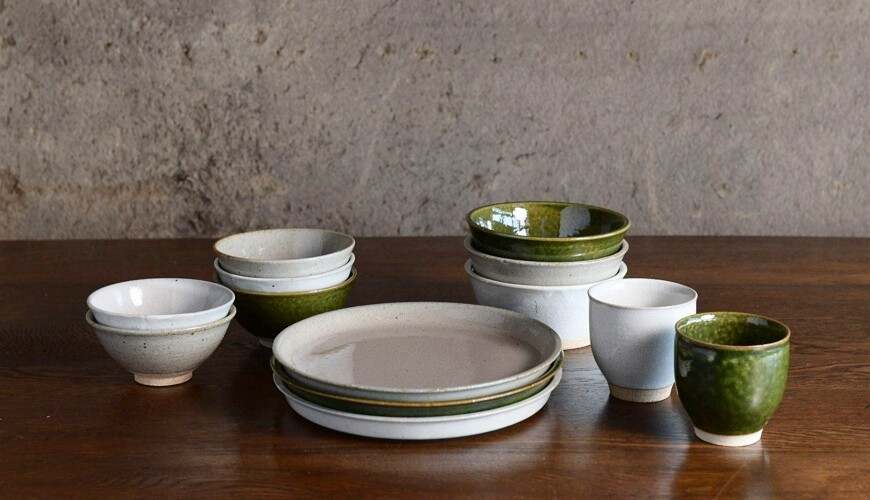 Choose the right ceramic tableware set to make every meal perfect for your home! A guide to choosing sizes based on family size
