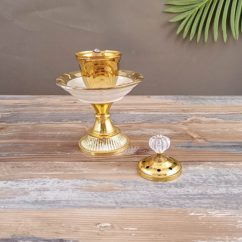 gold goblet candle holder，ceramic aromatherapy burner，best diffuser for essential oils