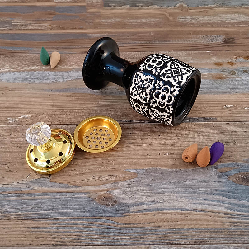 supplier handmade aromatherapy burner，ceramic candle holder ，vintage aroma burner