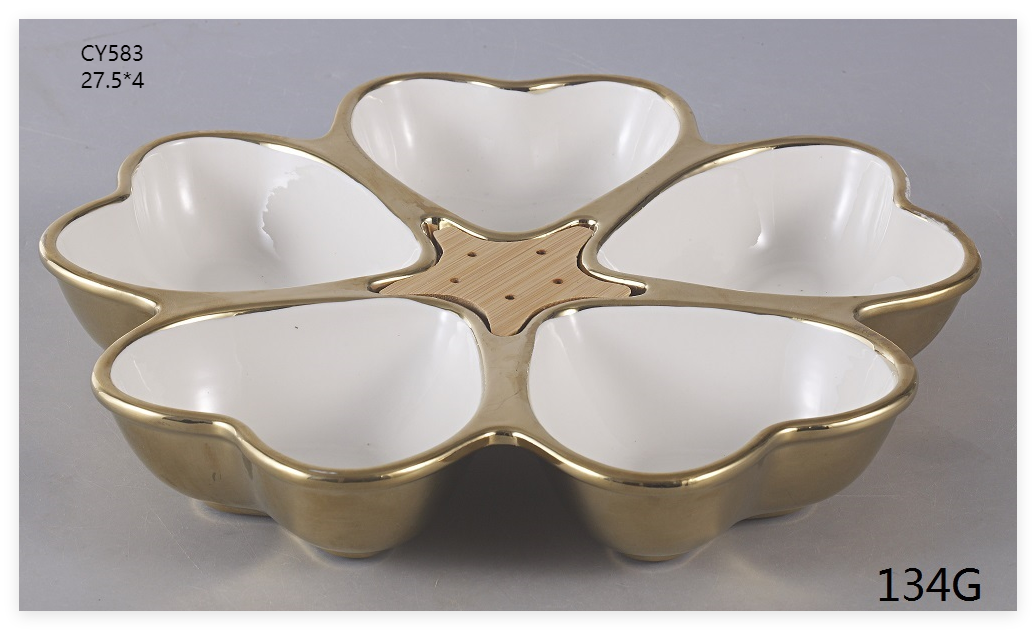 Divided sauce dish with wooden tray for family daily gatherings kitchenware