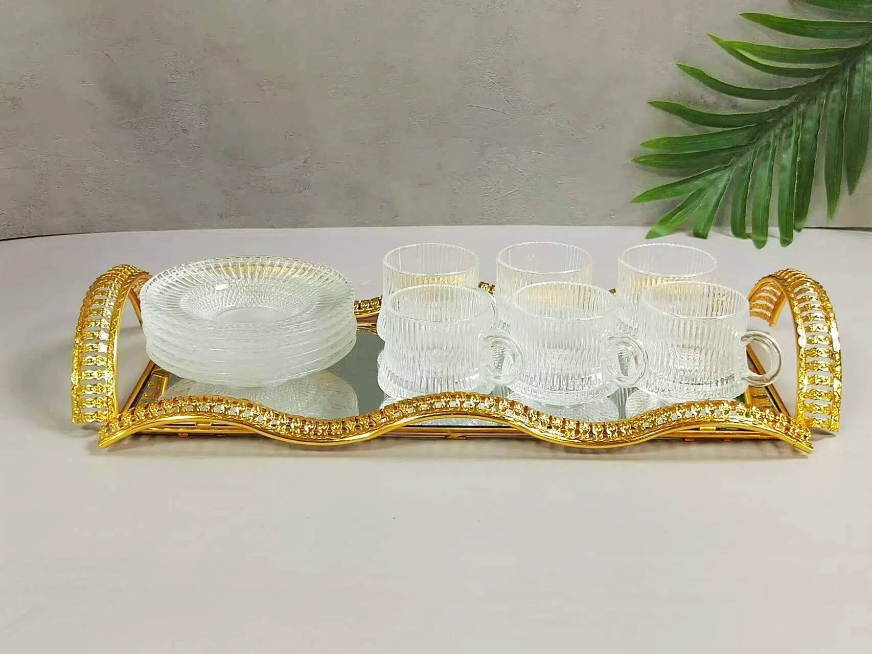 coffee glass cup set with gold iron tray,tea cup set for party,glass mug with iron tray decorate