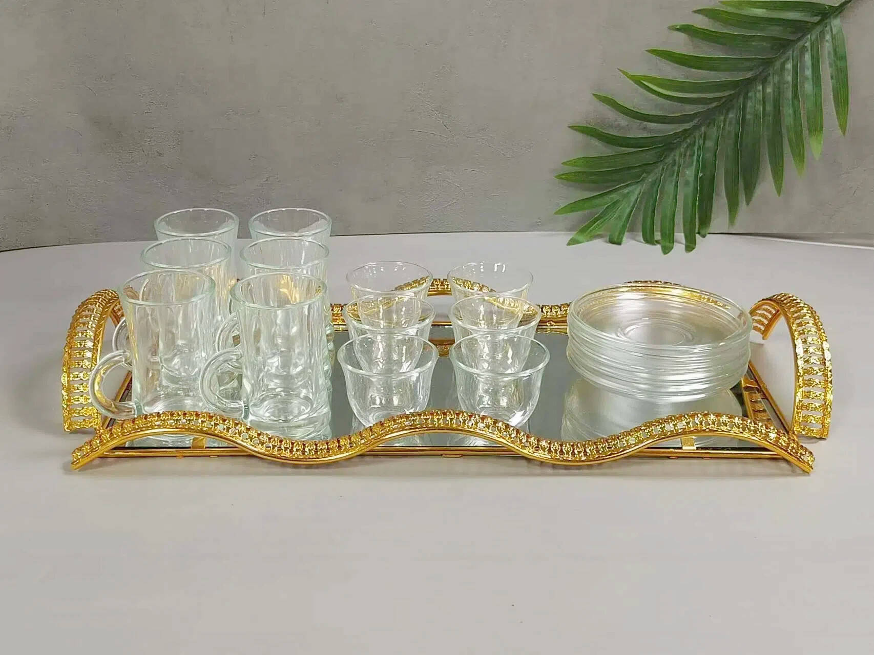 coffee glass cup set with gold iron tray,tea cup set for party,glass mug with iron tray decorate