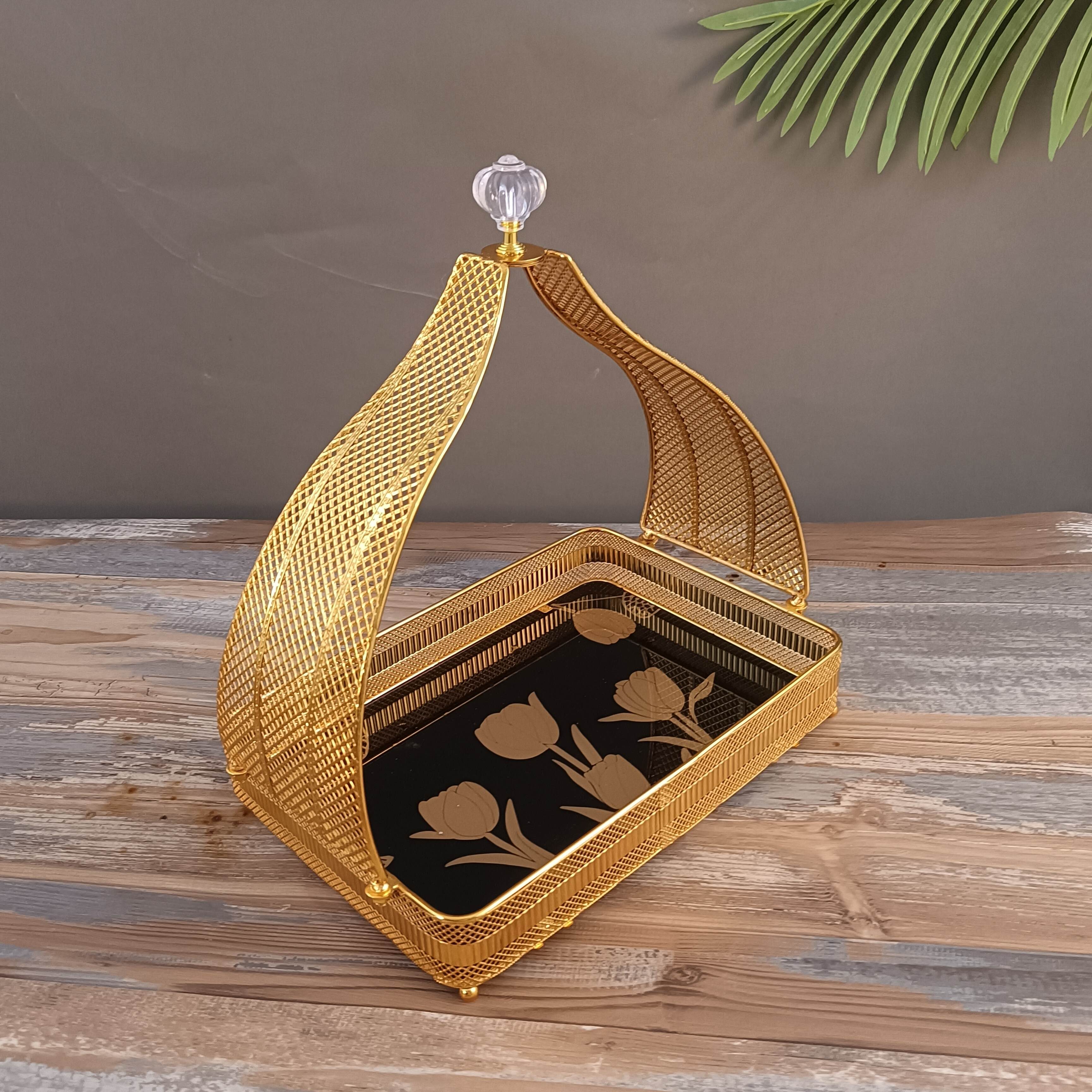 fruit plating design,fruit platter decoration,Snack Melon Seed Dried Fruit Plate Arabic Golden Dessert Tray