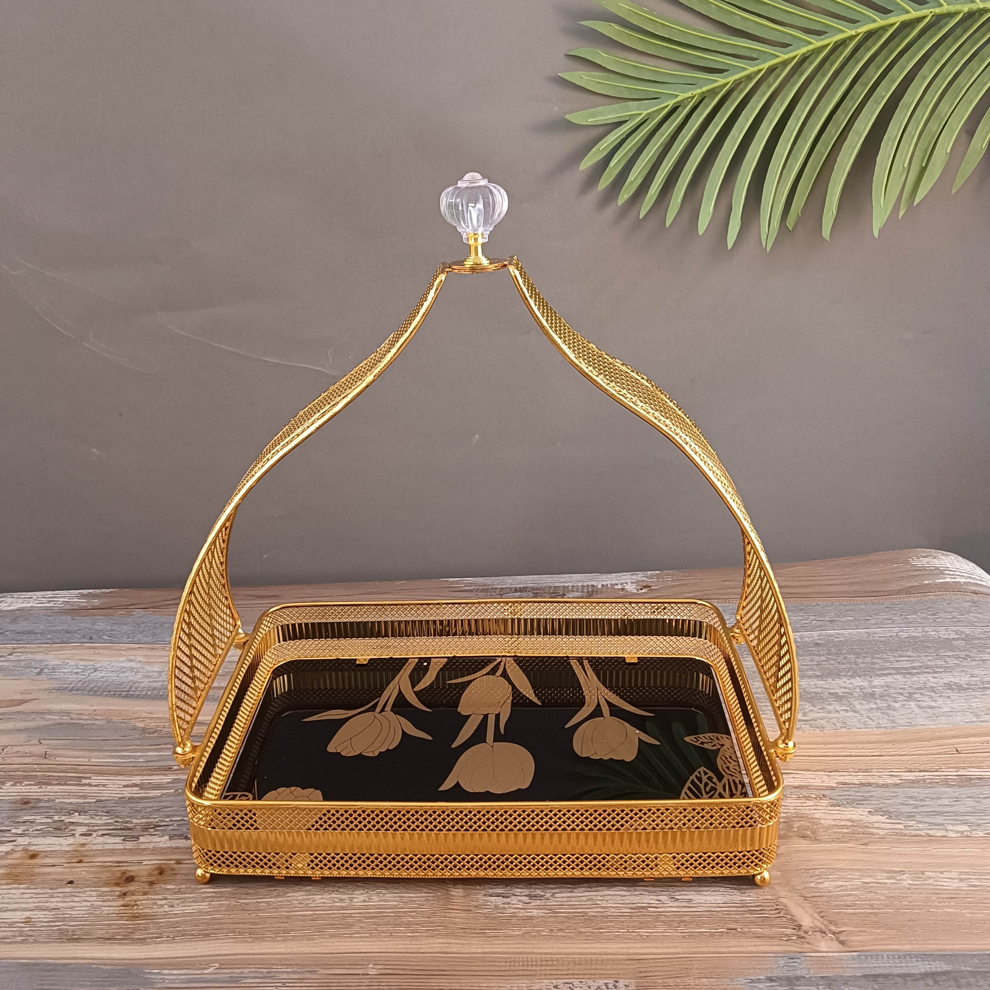 fruit plating design,fruit platter decoration,Snack Melon Seed Dried Fruit Plate Arabic Golden Dessert Tray