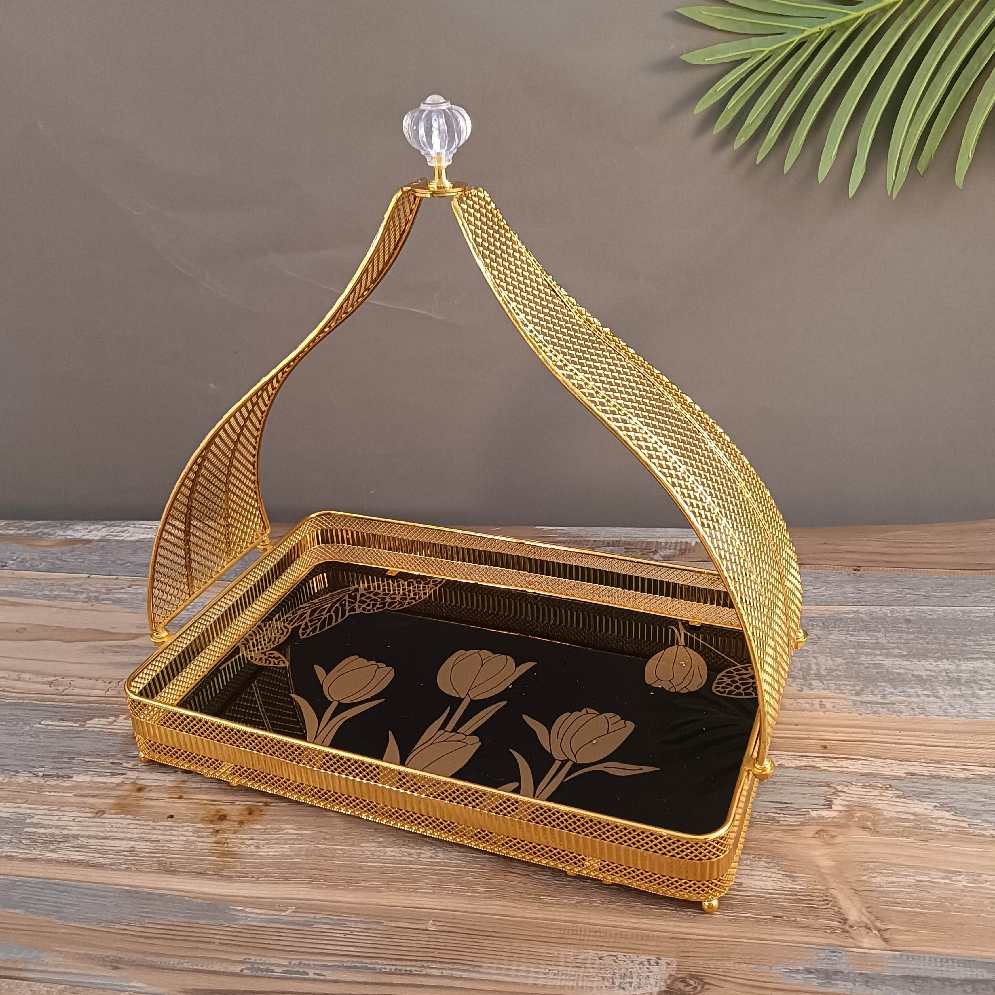 fruit plating design,fruit platter decoration,Snack Melon Seed Dried Fruit Plate Arabic Golden Dessert Tray