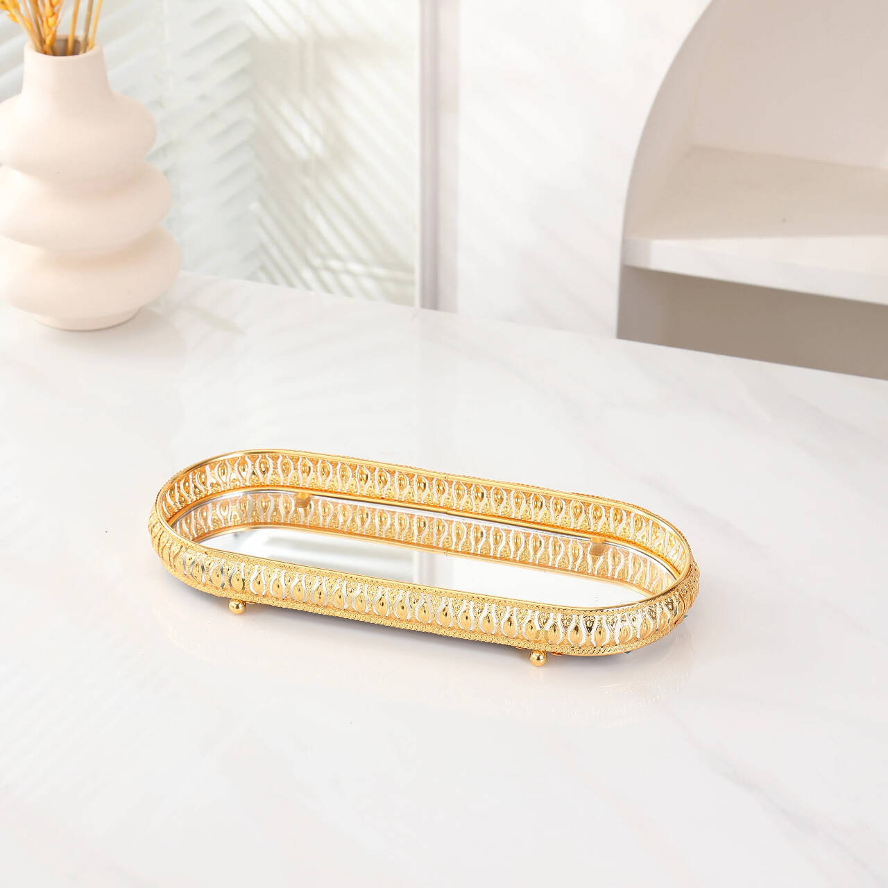 Golden Metal Tray Serving Tray,Storage Perfume Organizer for Bedroom， Metal Mirror Serving