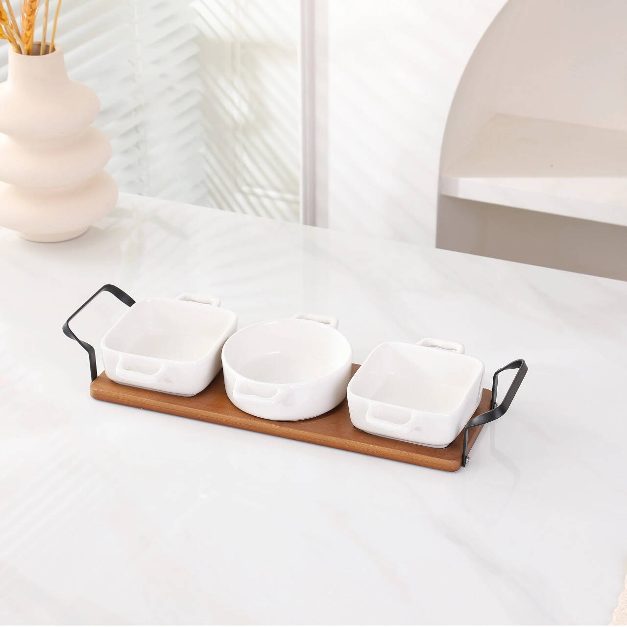 Pure white casserole set baking pan Insulated bamboo and wood panels