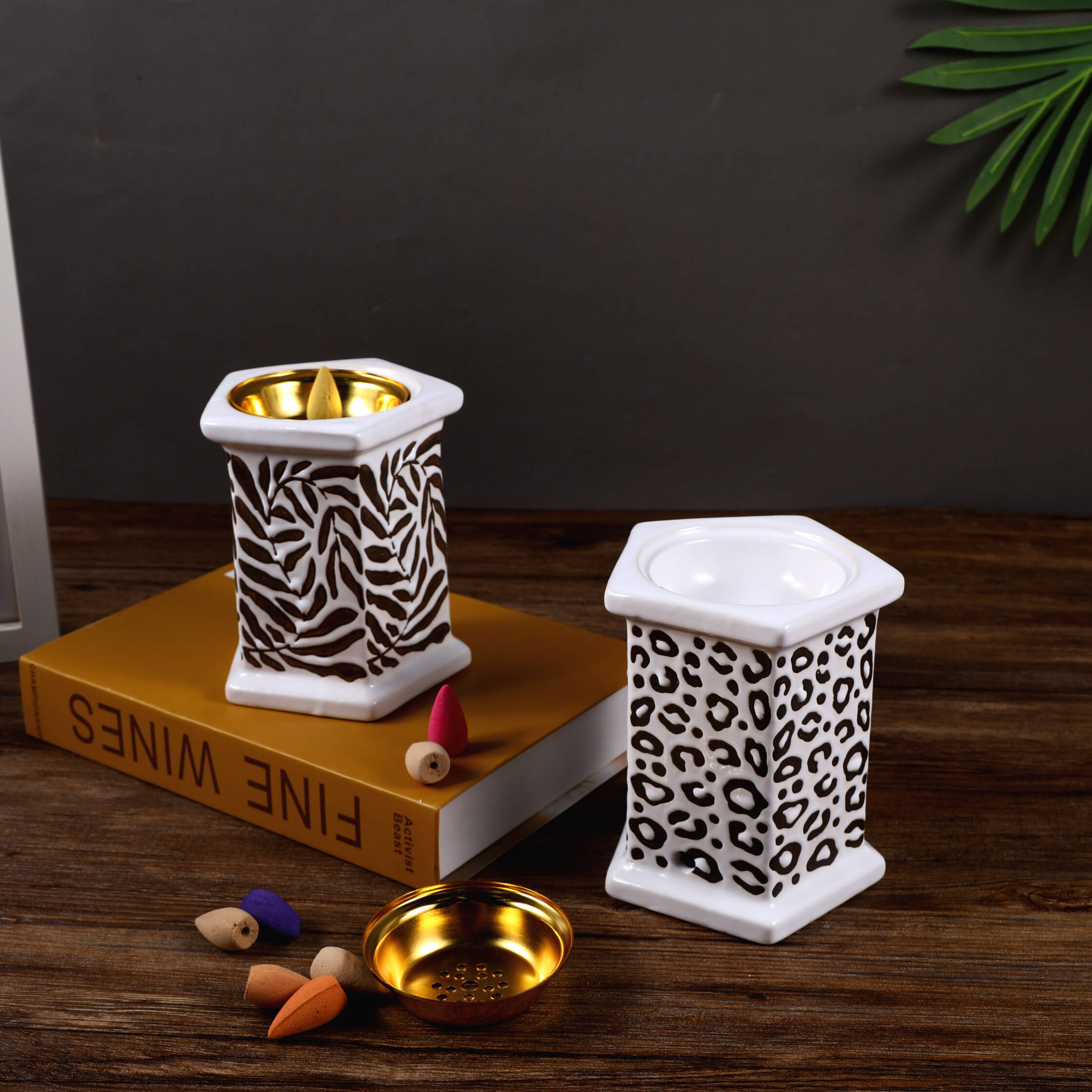 Intertek Diffuser Maximize the ambiance of your home: This ceramic aromatherapy diffuser ...