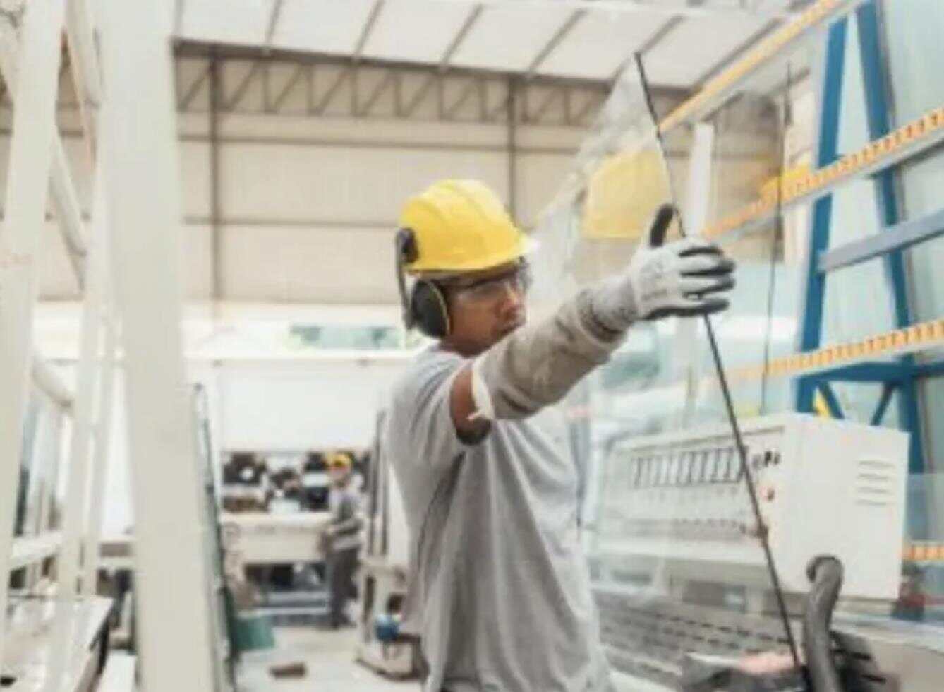 US glass prices rise again