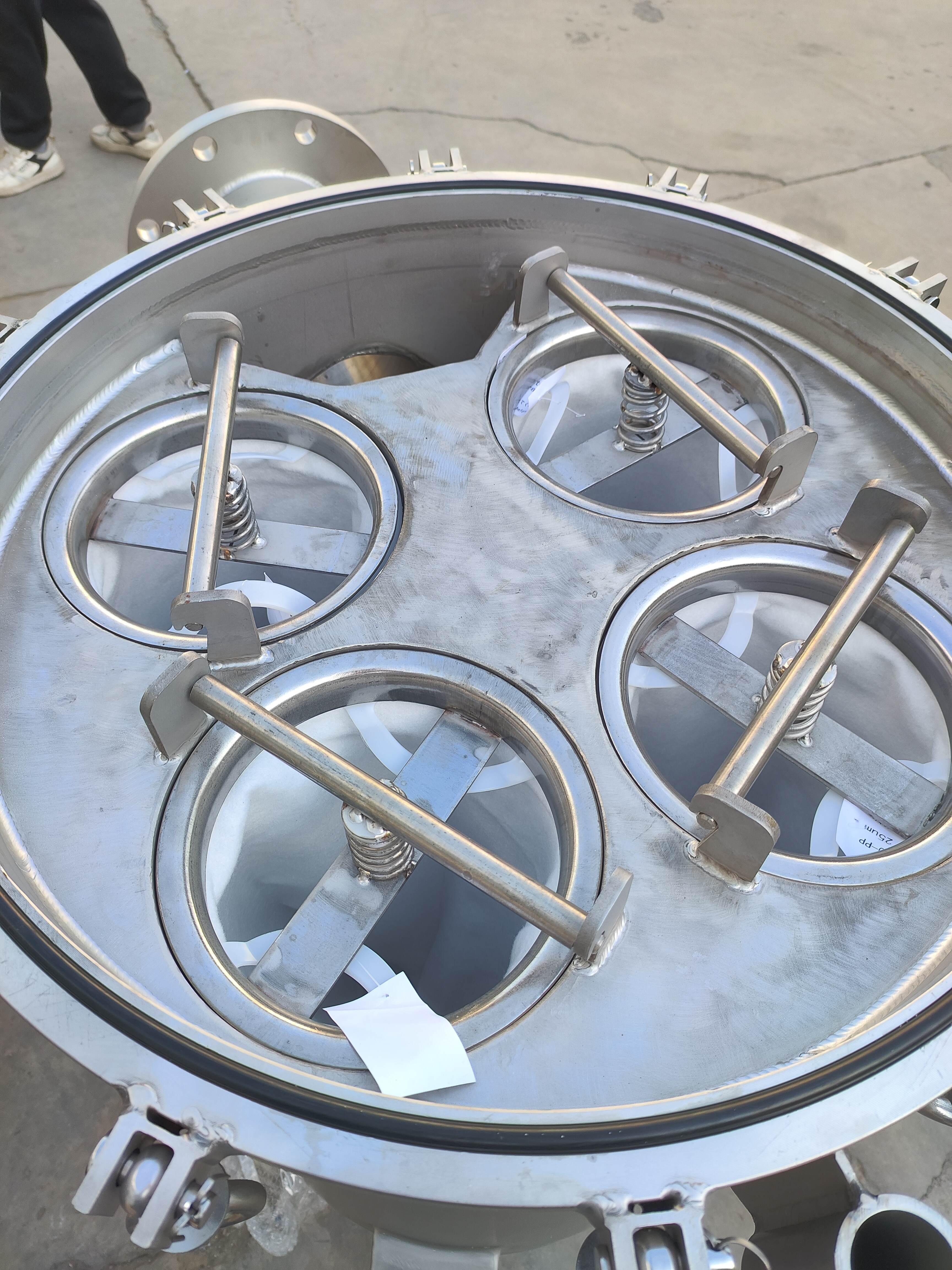 4BFH-304L Multi-Bag Filter Housing | 304L Stainless Steel E-Coat Paint ...