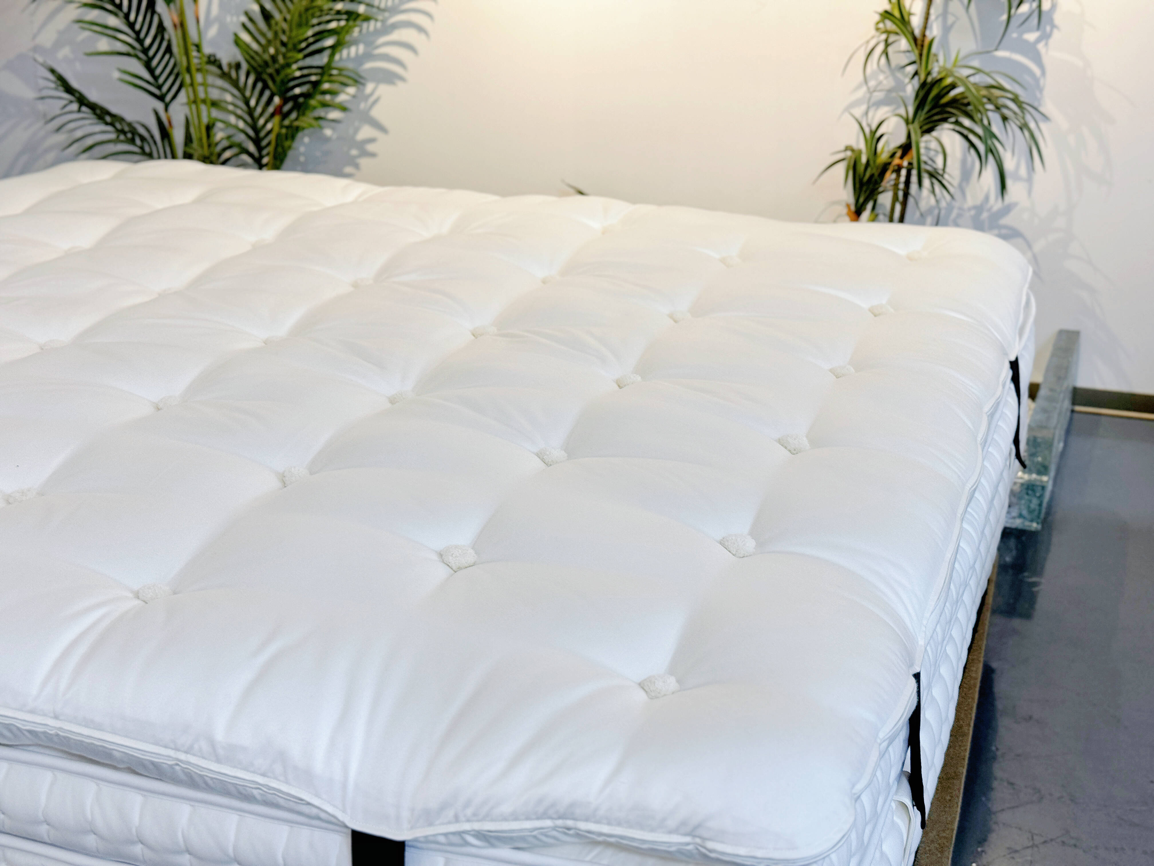 Subai Topper-With Standard Bed