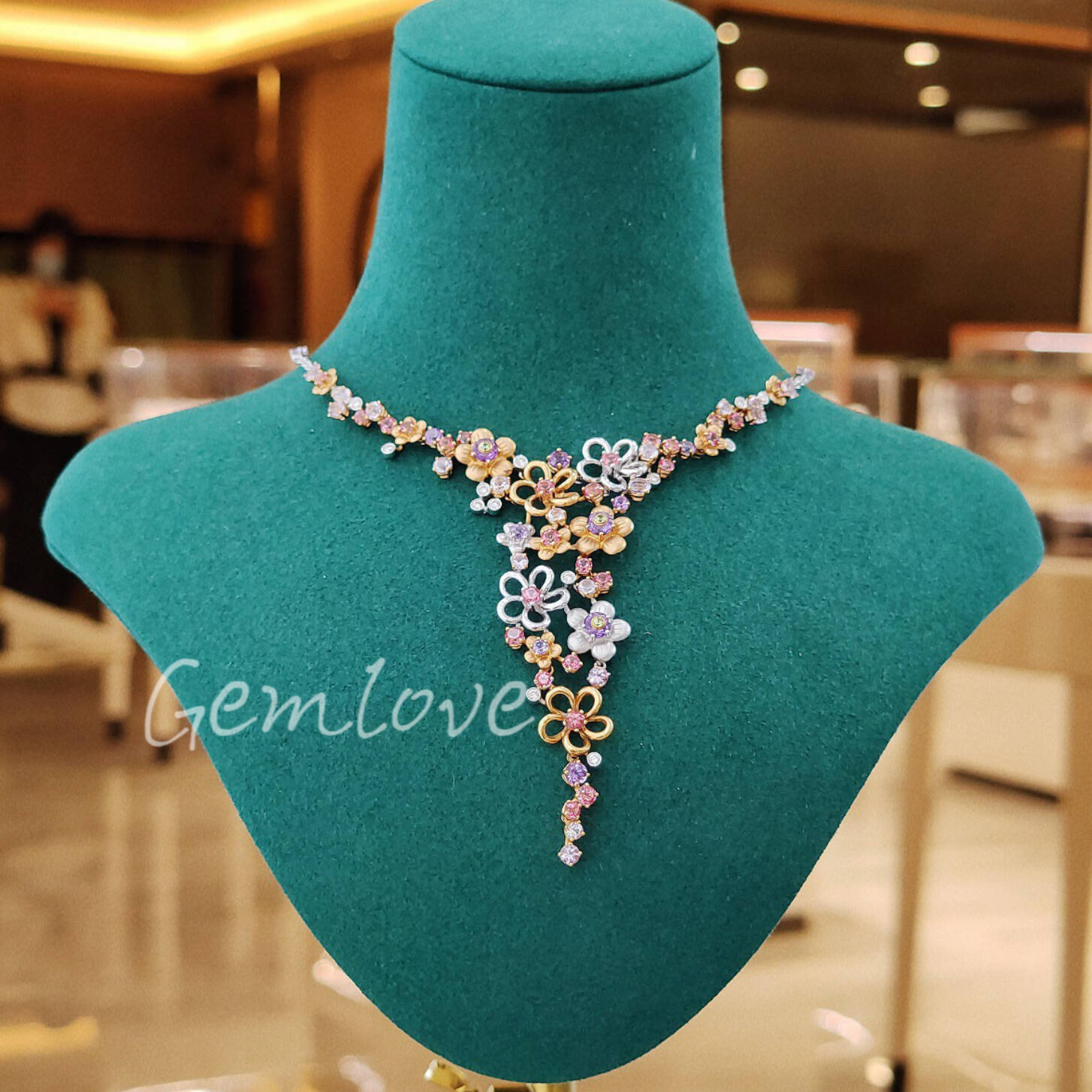 18k gold floral necklace set