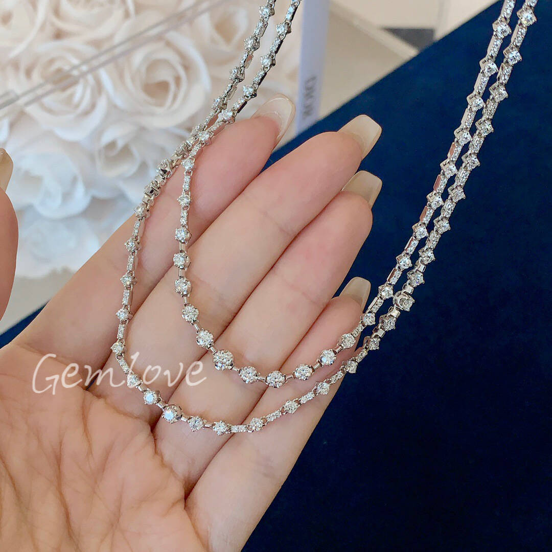 18k gold necklace adorned with natural diamonds-copy-copy