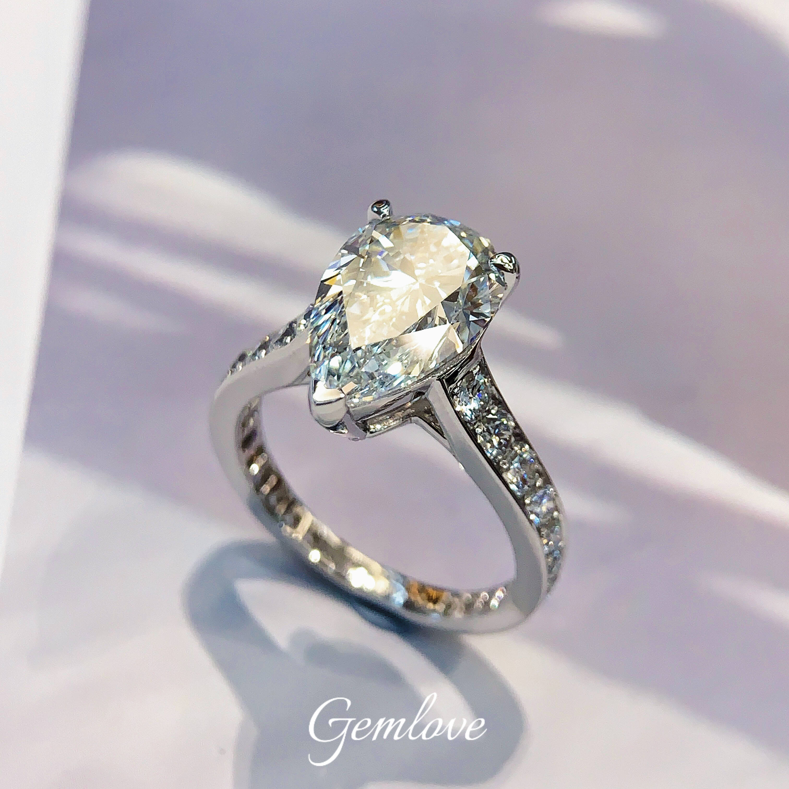 PT950 18K white gold lab-grown diamond teardrop ring