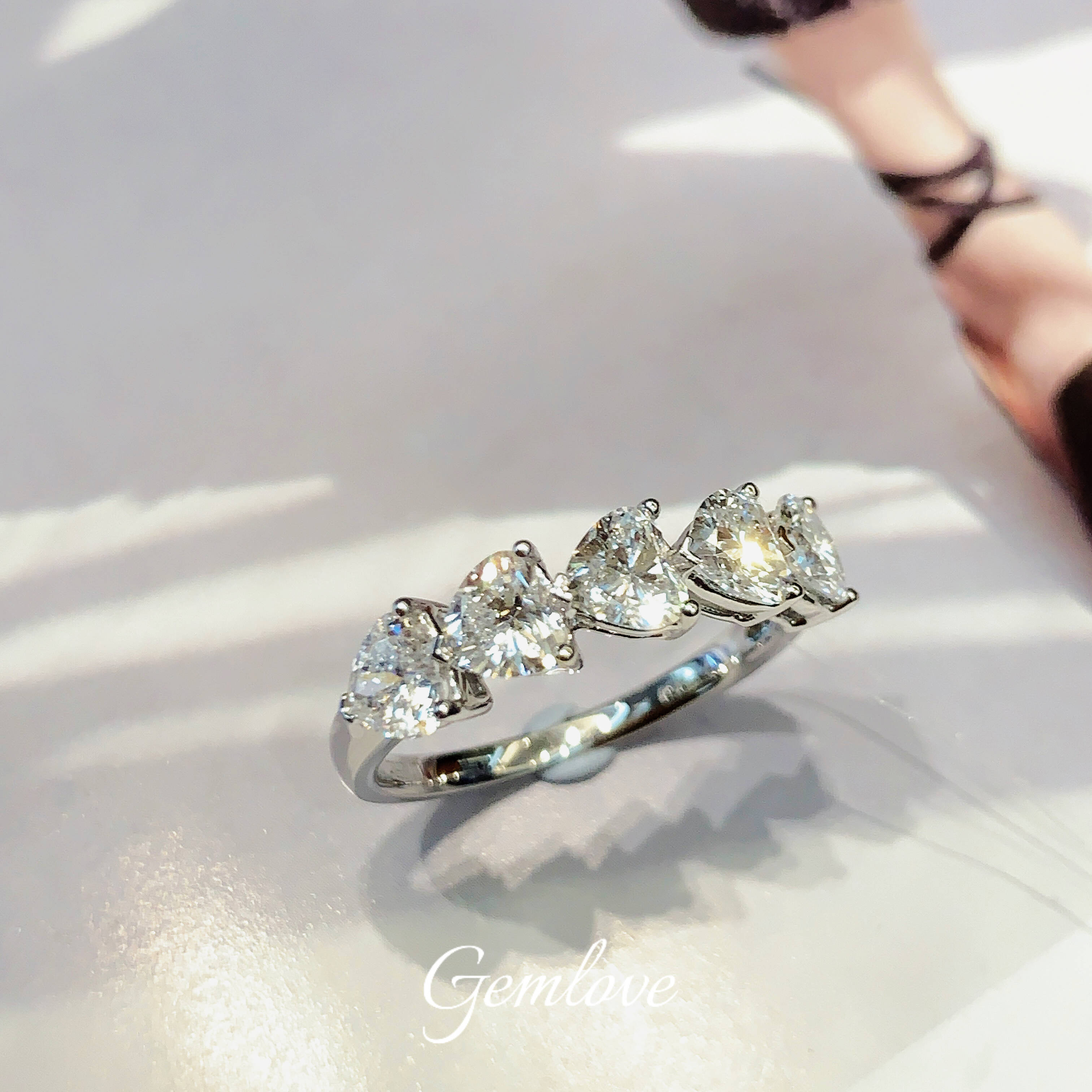PT950 18k White Gold laboratory-grown diamond Five Main Diamonds Heart Shape  