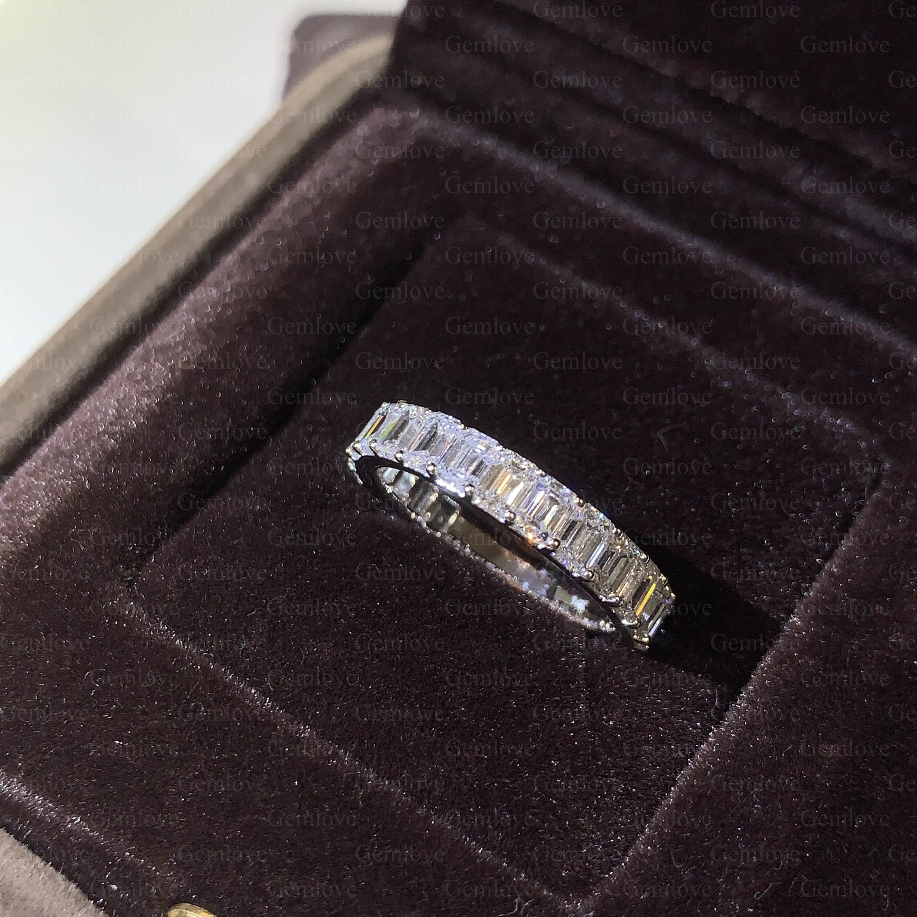 18K Gold Lab-Created Diamond Band Ring