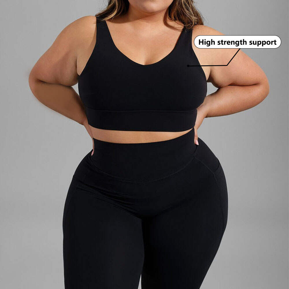 Women Plus Size Sports Bra Highly Elastic Leggings Yogawear Set Custom Logo