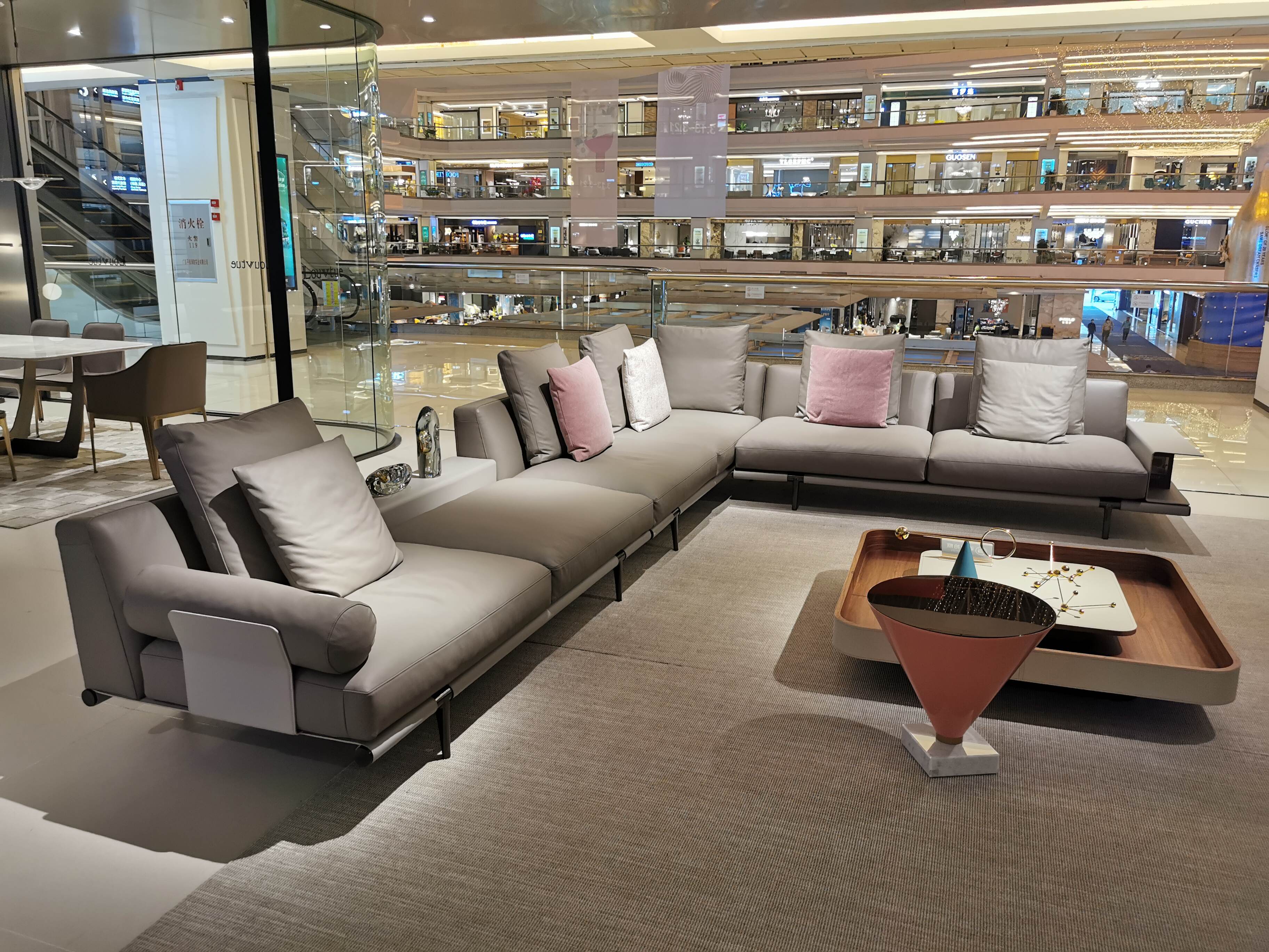 Modular Sofa Systems: Why They're Dominating Global Livingroom Collections