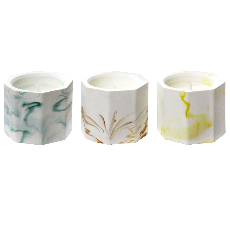 Aromatic candle