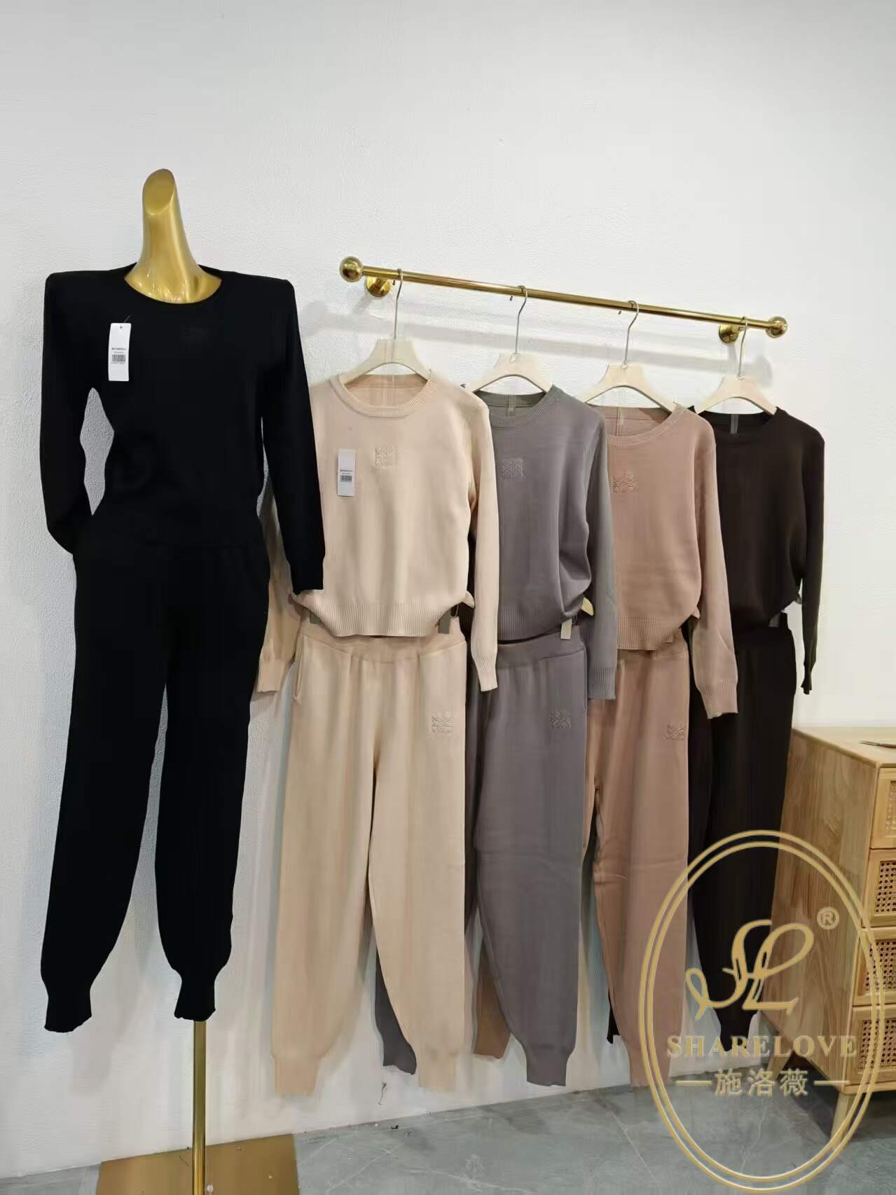 Knitted wool suit