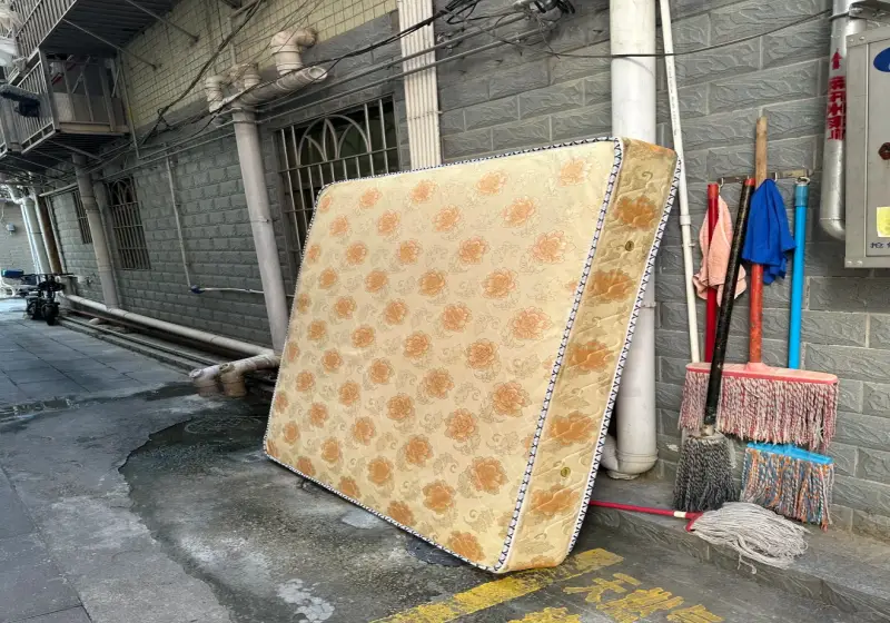 Responsible Mattress Disposal Service: Your Comprehensive Guide