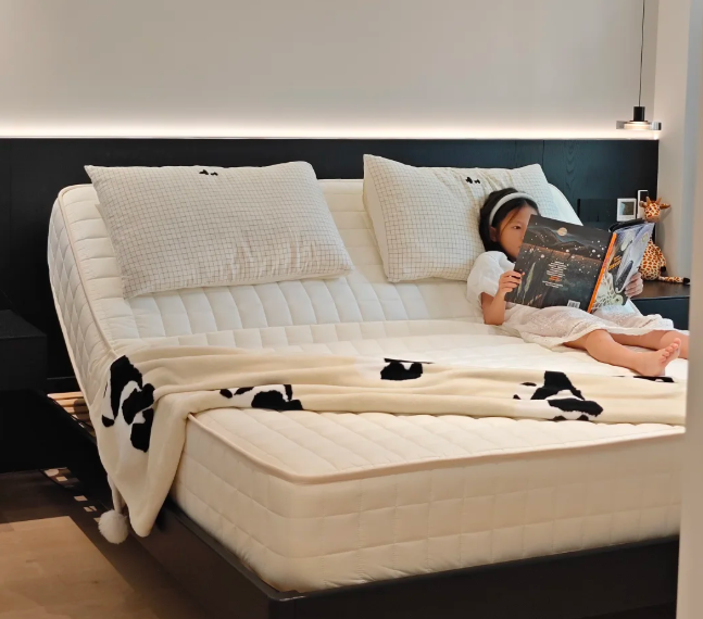 Zero Gravity Bed: The Secret to Sleeping Like Floating in the Clouds