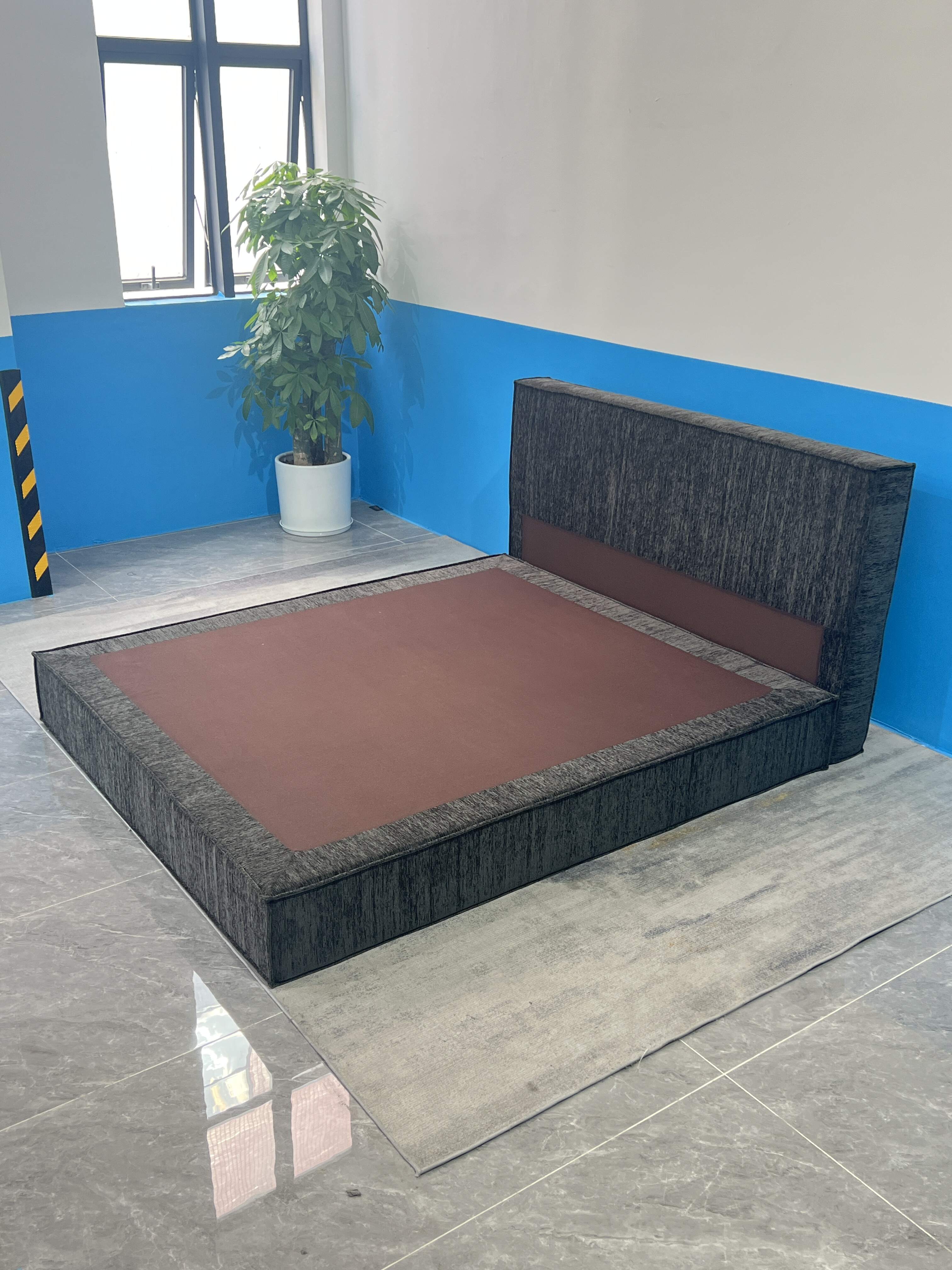 High-Quality Gray Sponge Compressible Bed