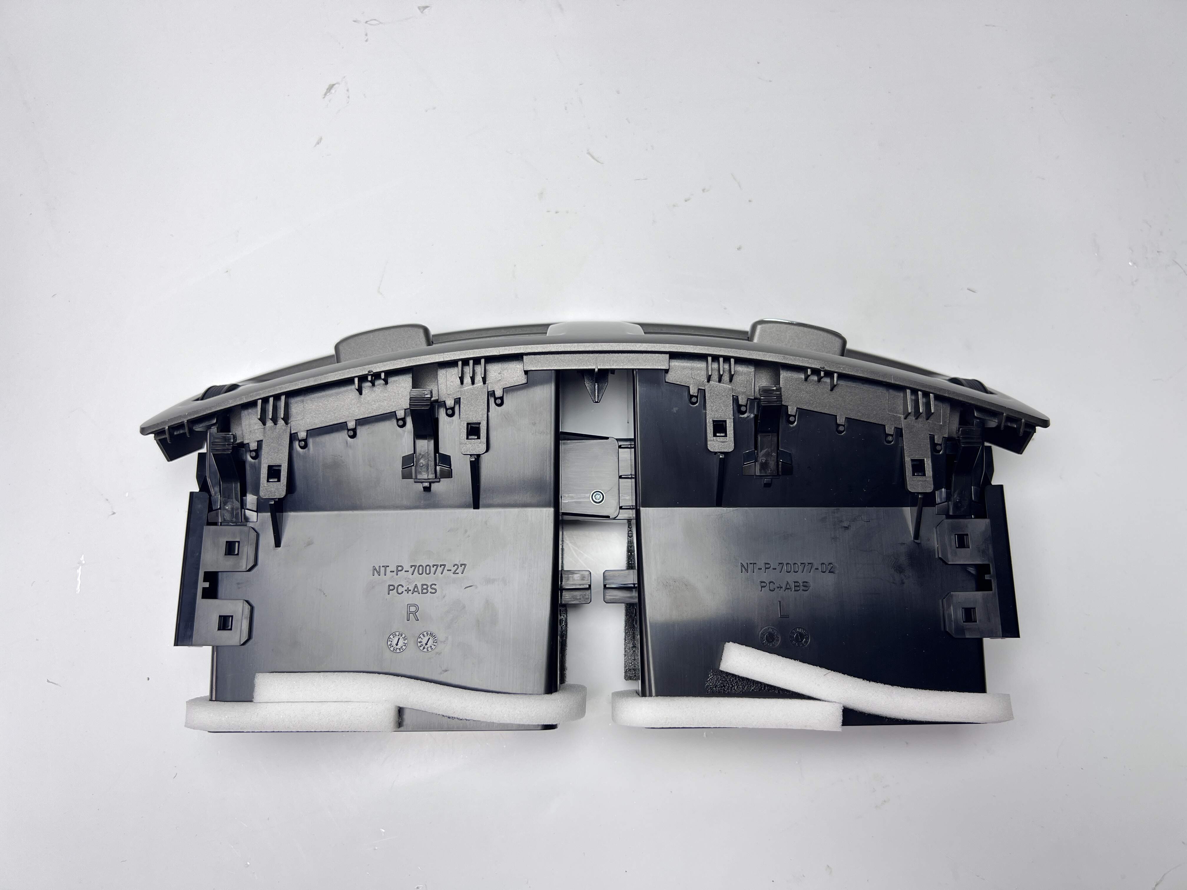 TOYOTA,CENTRAL AIR VENT,LEXUS