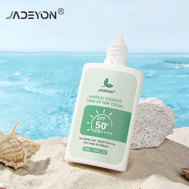Custom Uv Sun Block Cream for Face Mineral Moisturize Whitening Private Label Spf 50 Sunscreen Suitable for Men and Women