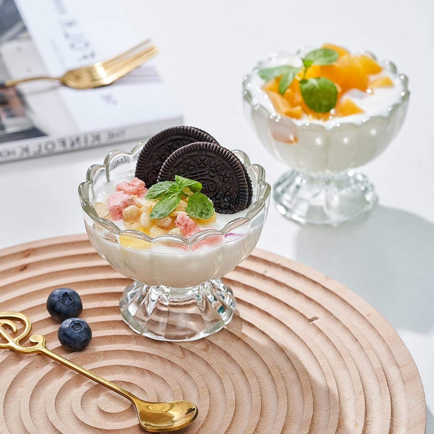 Simple beverage cup ice cream cup fruit juice dessert cup ice cream milkshake cold drink ice cream glass cup