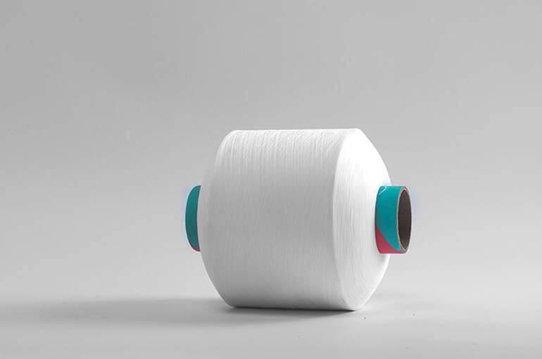 What are the different applications or uses of polyester yarn?