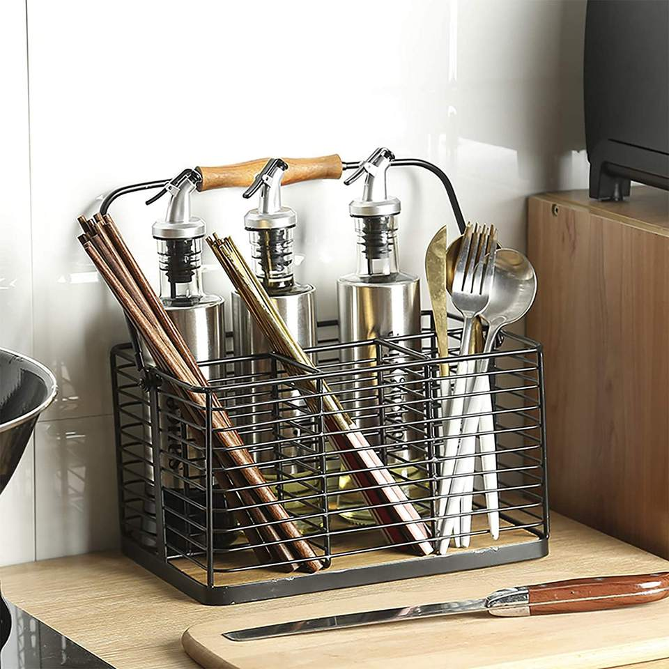 square basket with wooden handles,metal cosmetics storage basket,large capacity storage basket,modern simple style,iron grid cosmetic storage baske