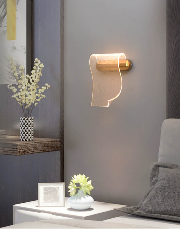 Curved Wall Sconce