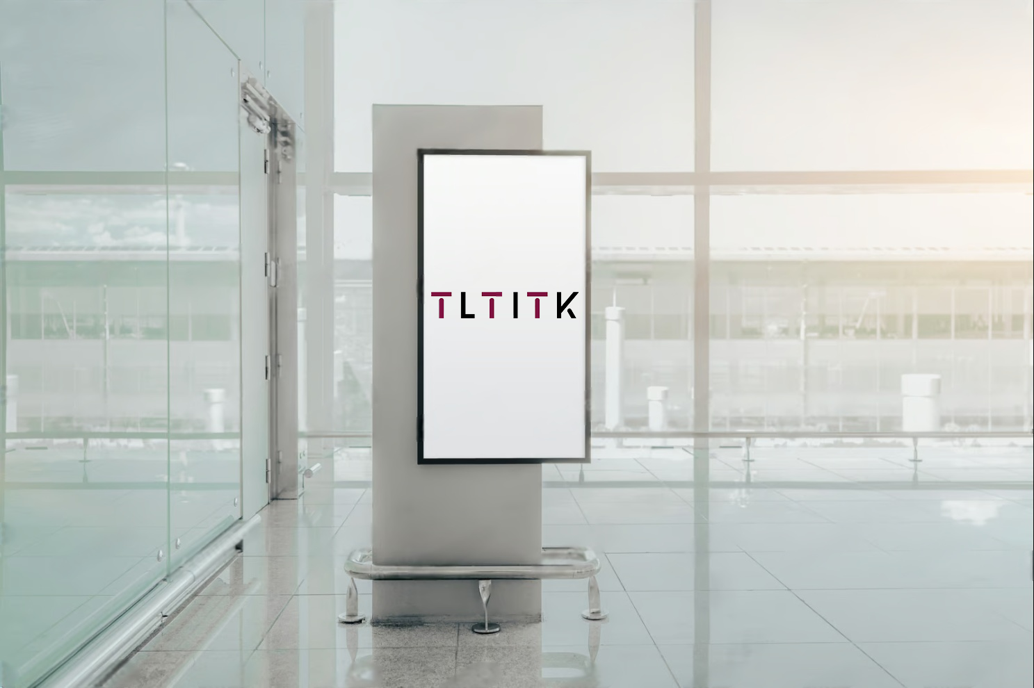 Wall-mounted advertising machine in a shopping mall